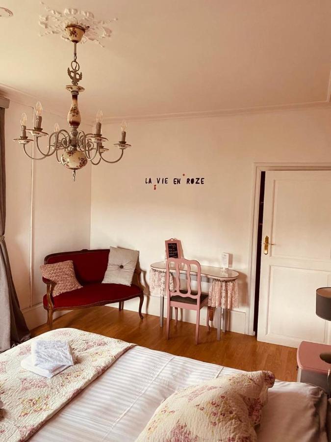 The Pink Room,1169220145:JPEG